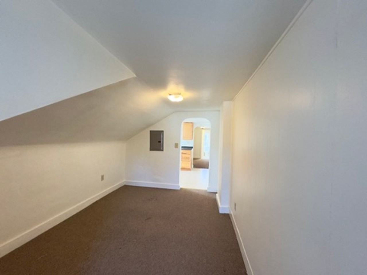 1121 Shenandoah St #A - Photo 6 of 9