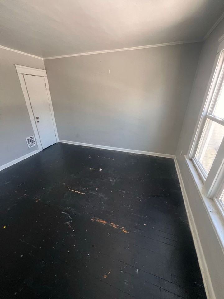 839 E 146th St - Photo 3 of 9