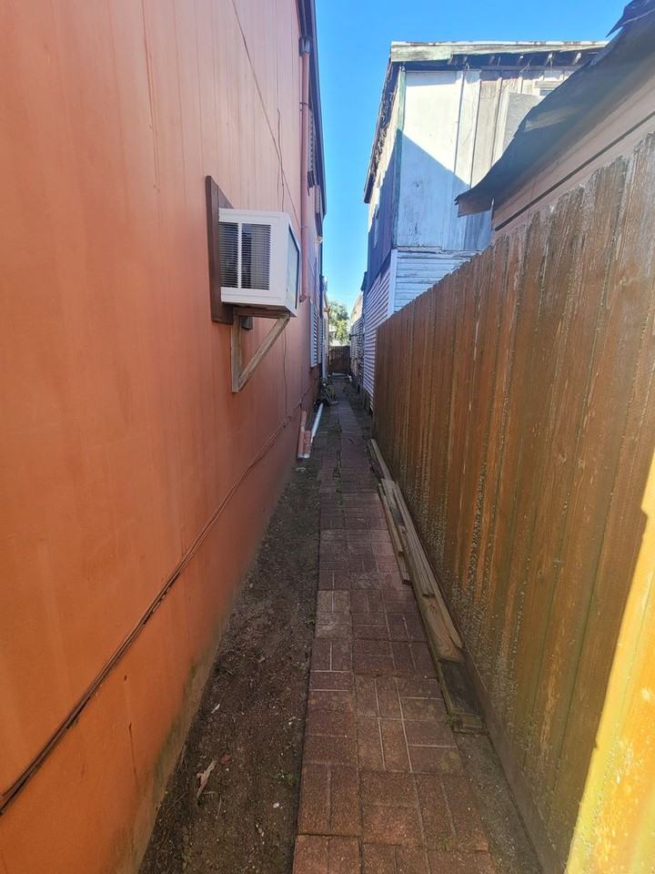 3321 Avenue M - Photo 4 of 21