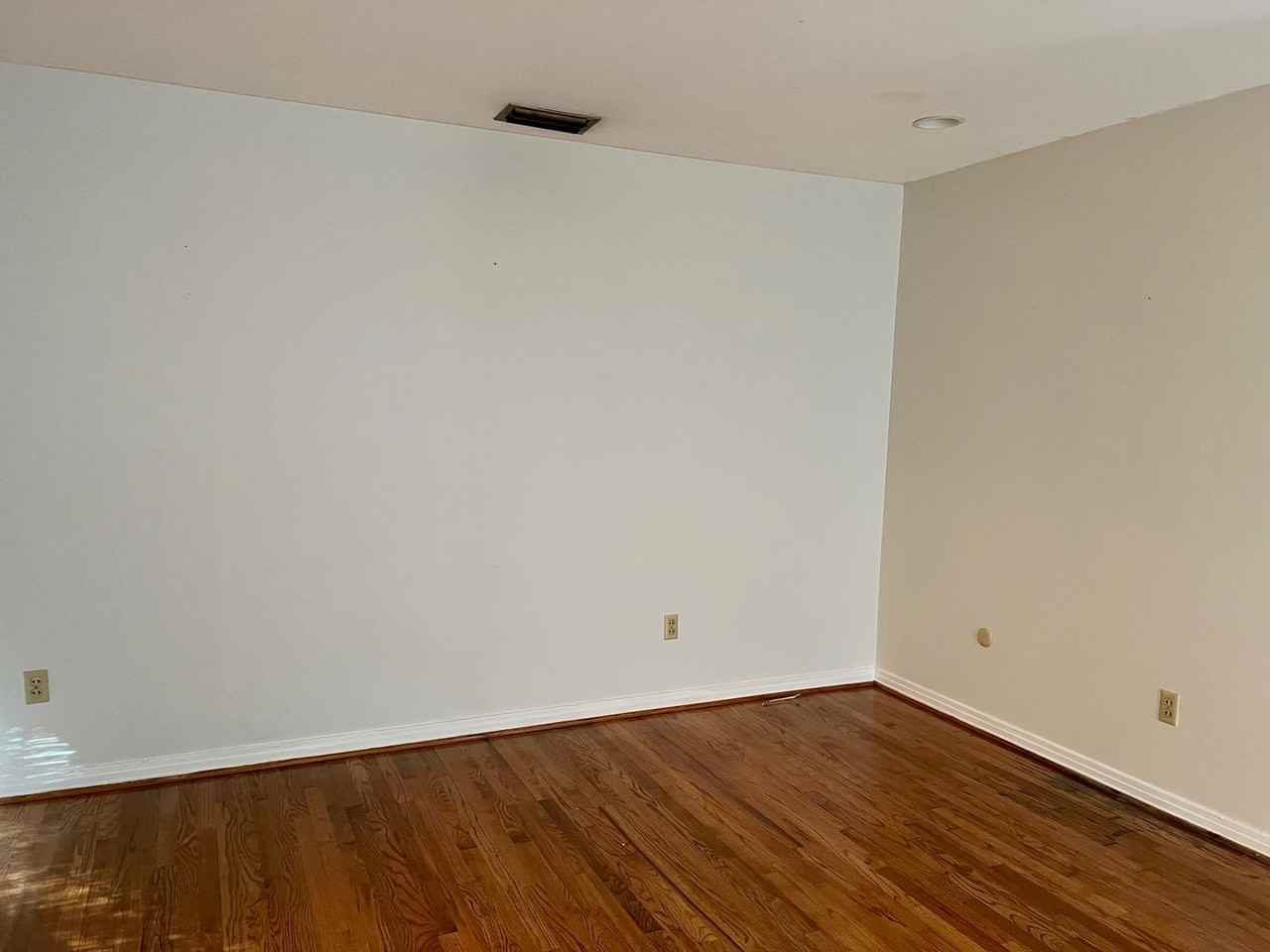 1209 Marseille Dr - Photo 6 of 15