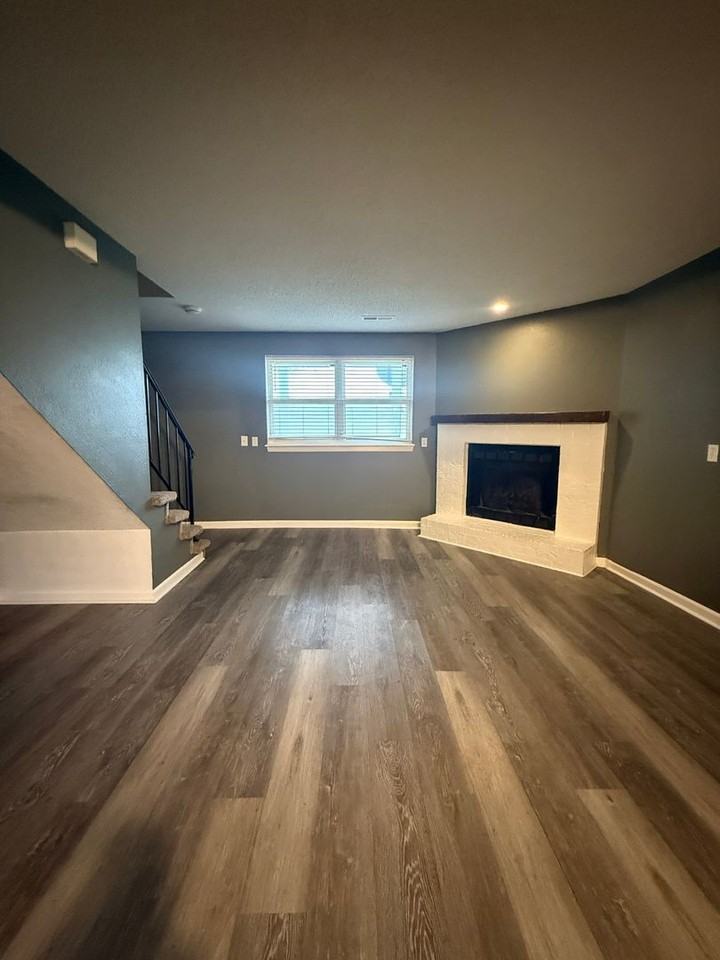 208 Ne Cedar Ct - Photo 5 of 12