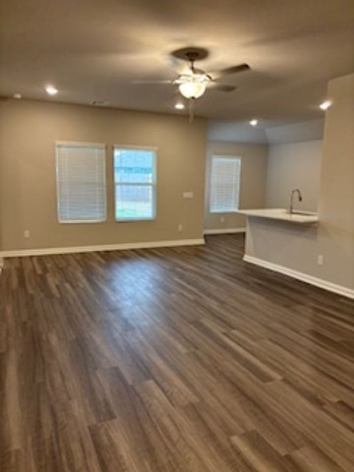 9112 Blackfork Ln - Photo 7 of 15