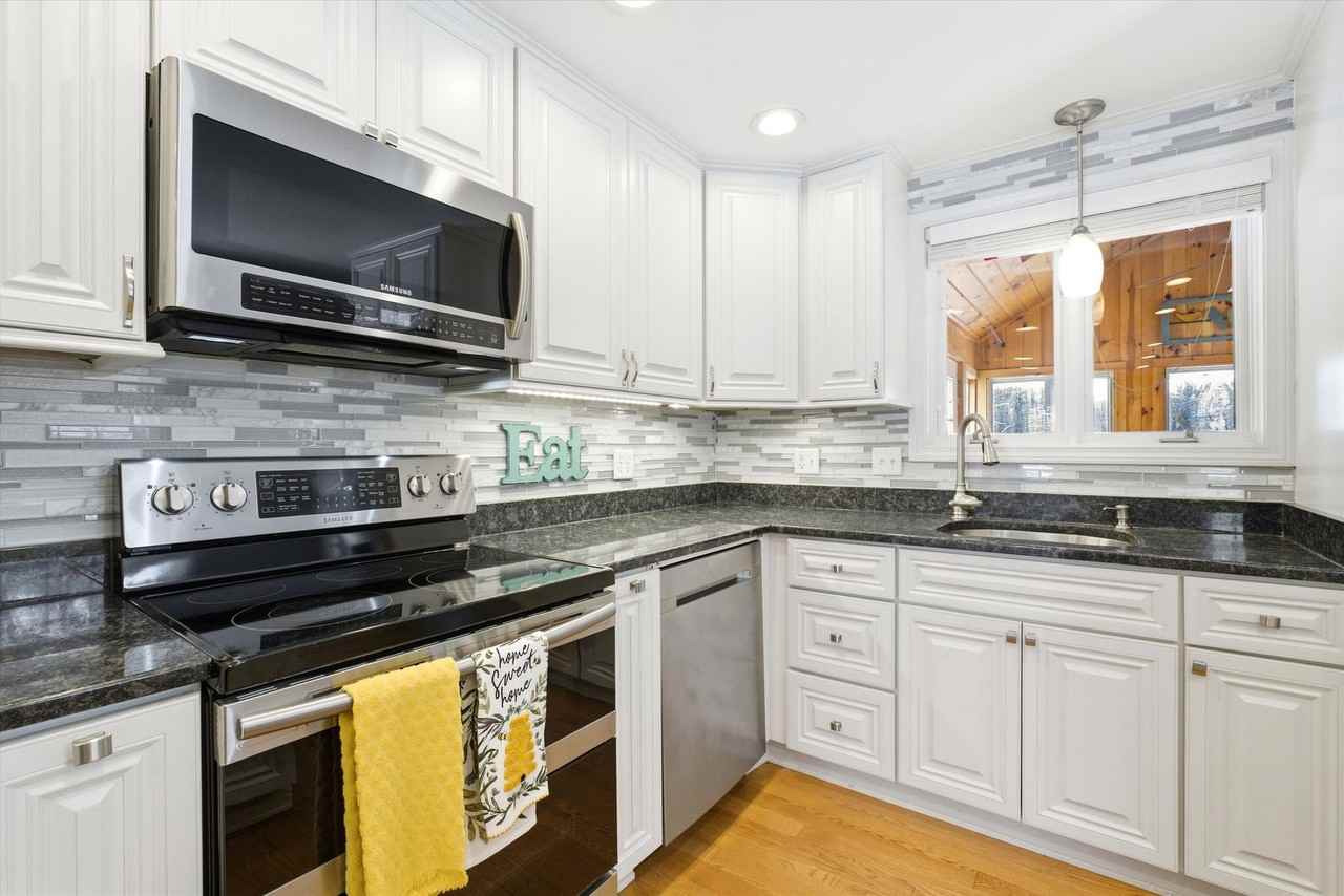 44 Mcquade Brook Rd - Photo 2 of 40