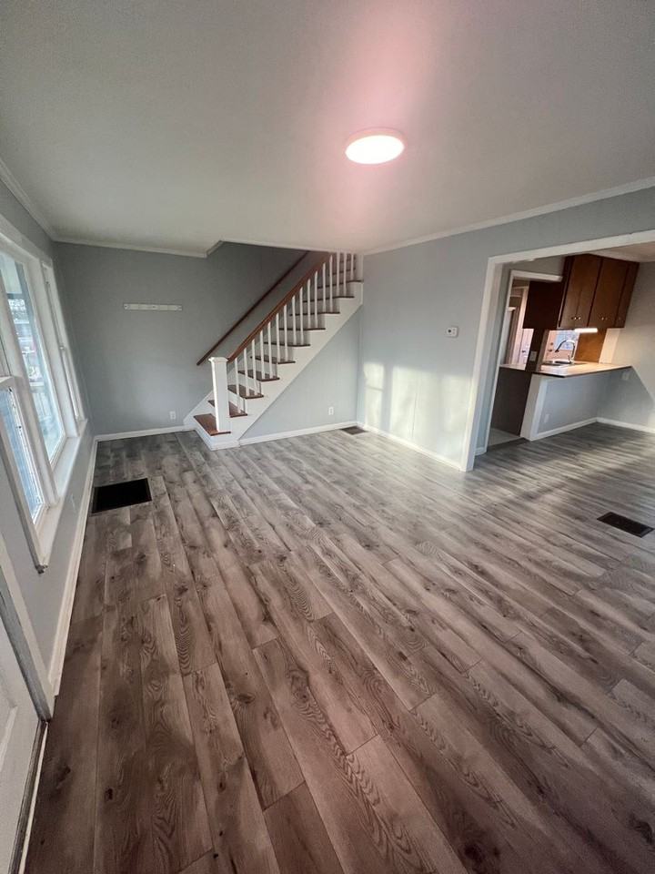 1011 Merritt St - Photo 4 of 26