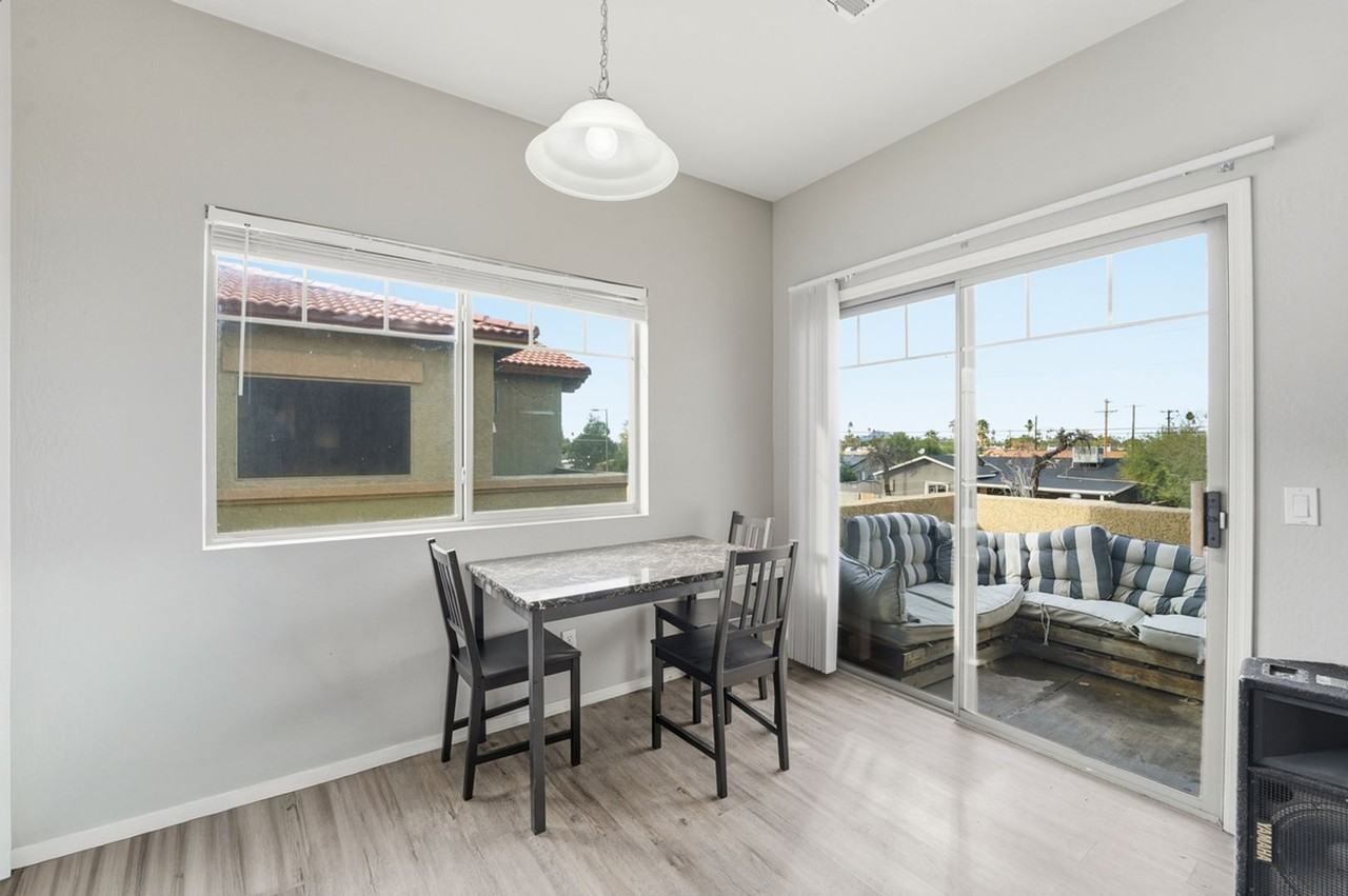 805 S Sycamore #232 - Photo 6 of 34