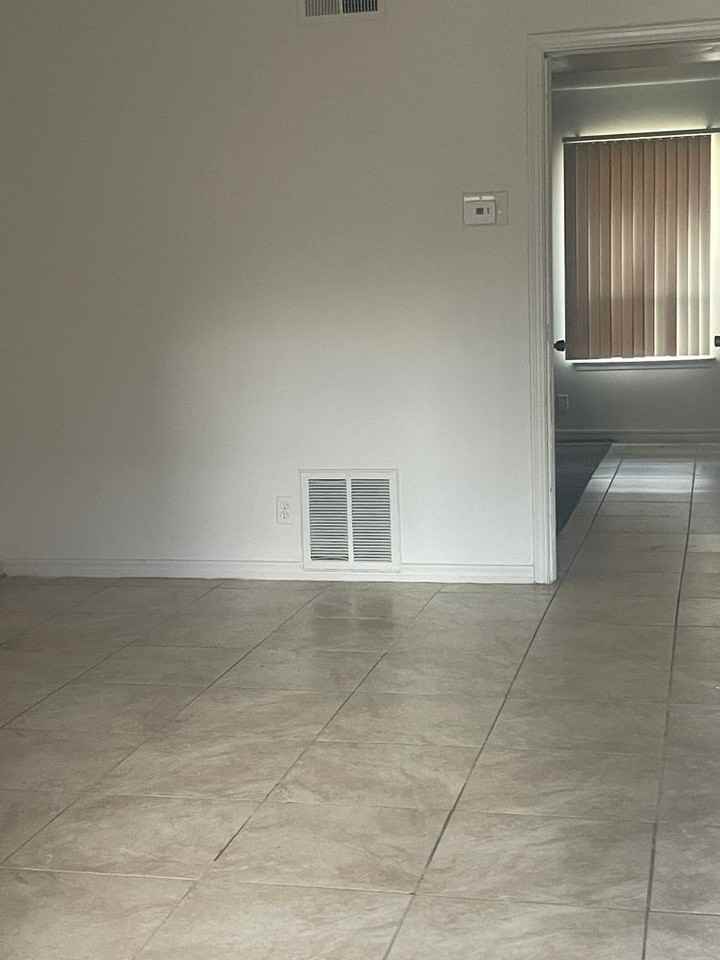 5116 S Delaware Pl #1