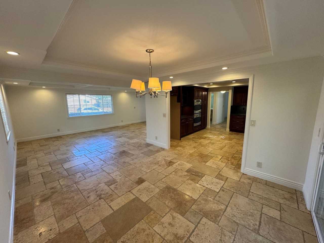 273 Gorrion Ave - Photo 7 of 32