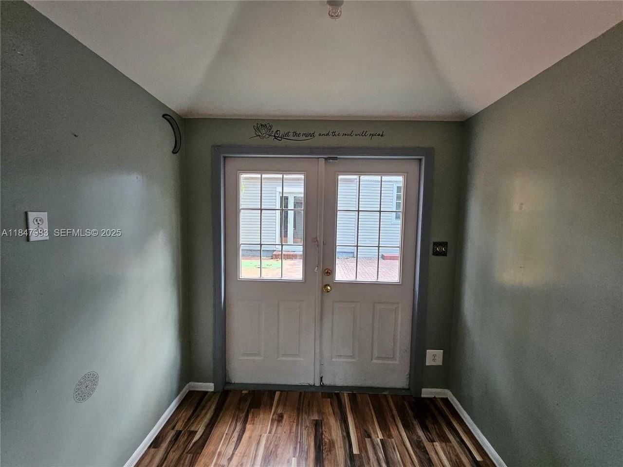 38 Sw 6th St #38 - Photo 7 of 38