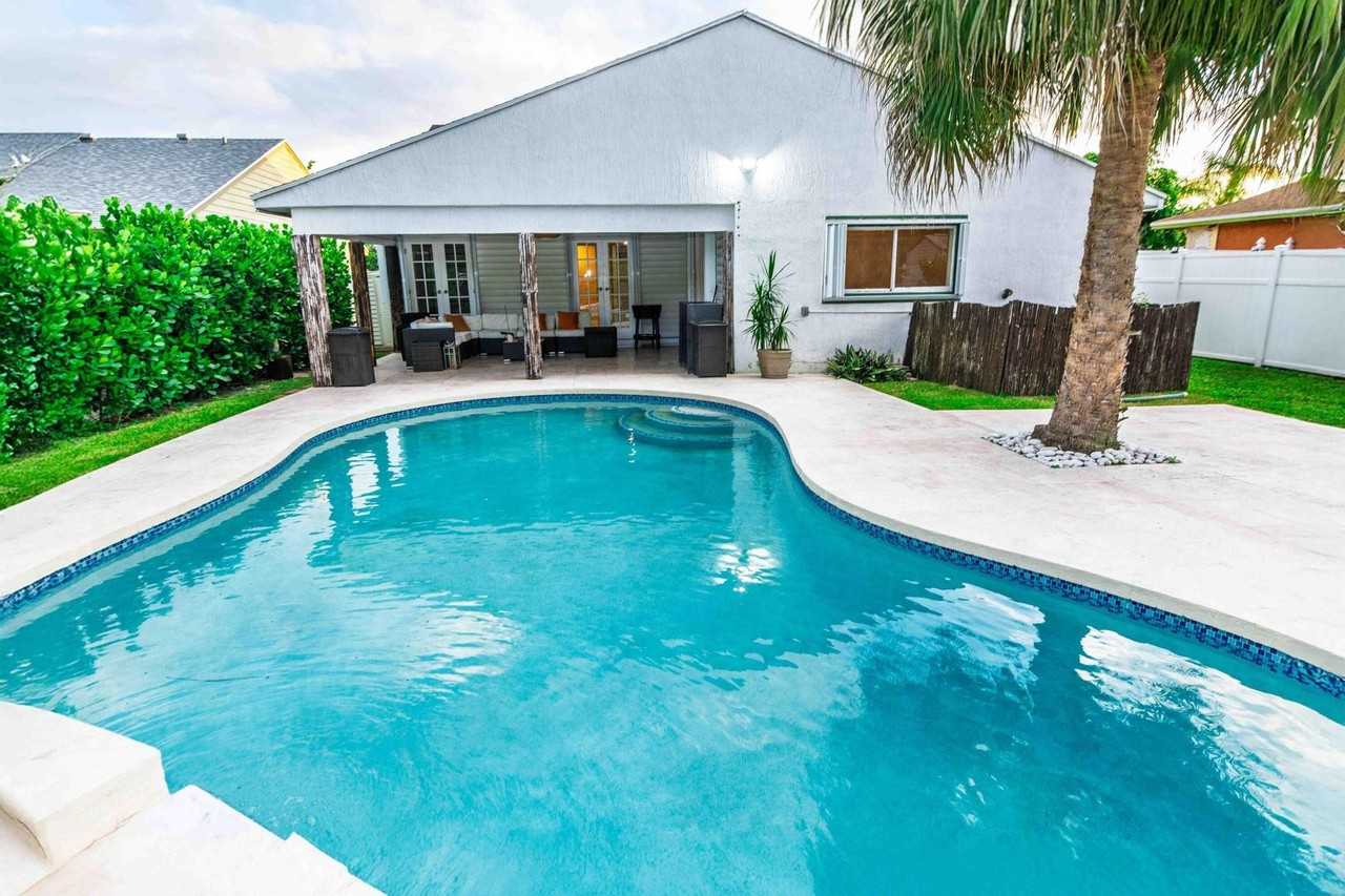 8111 Cedar Hollow Ln #0