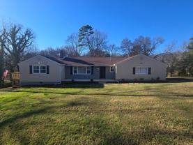 4615 W Sunset Rd - Photo 1 of 1