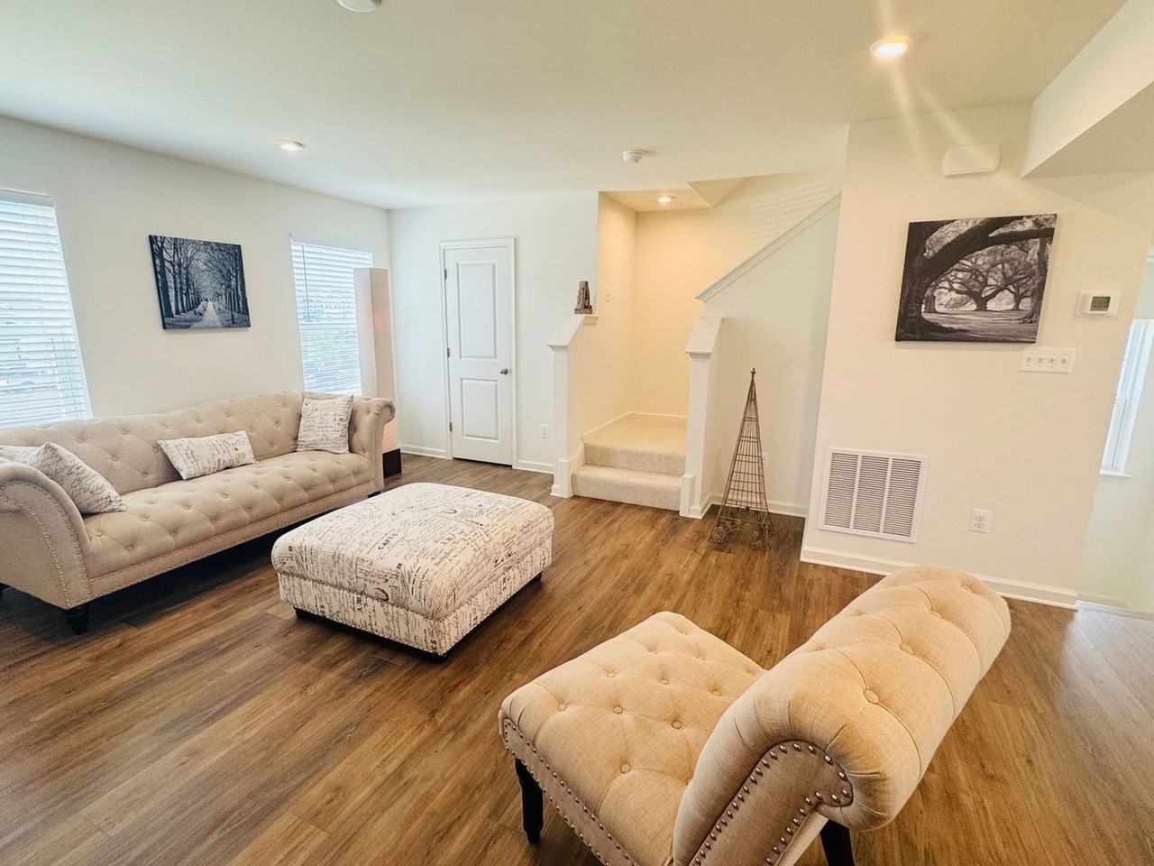 229 Clifton Mnr - Photo 7 of 21