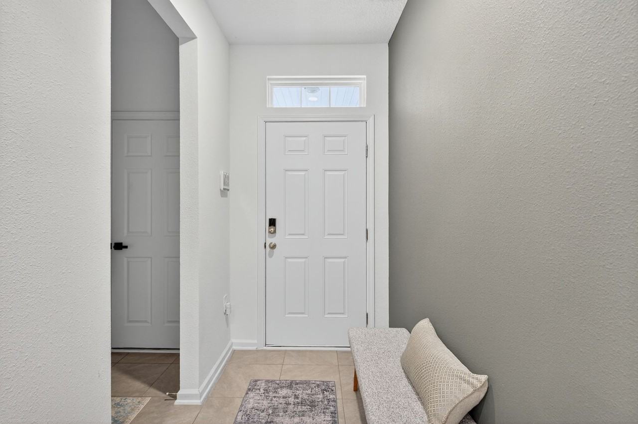 33 Coastline Way - Photo 5 of 35