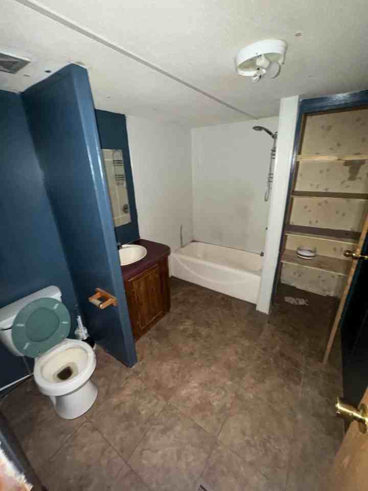 250 murray street - Photo 3 of 5