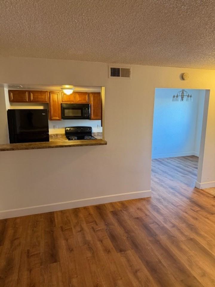 3230 Wedekind Rd #76 - Photo 5 of 17