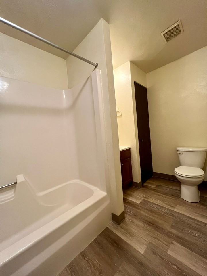 602 Kellywood Mnr - Photo 7 of 9