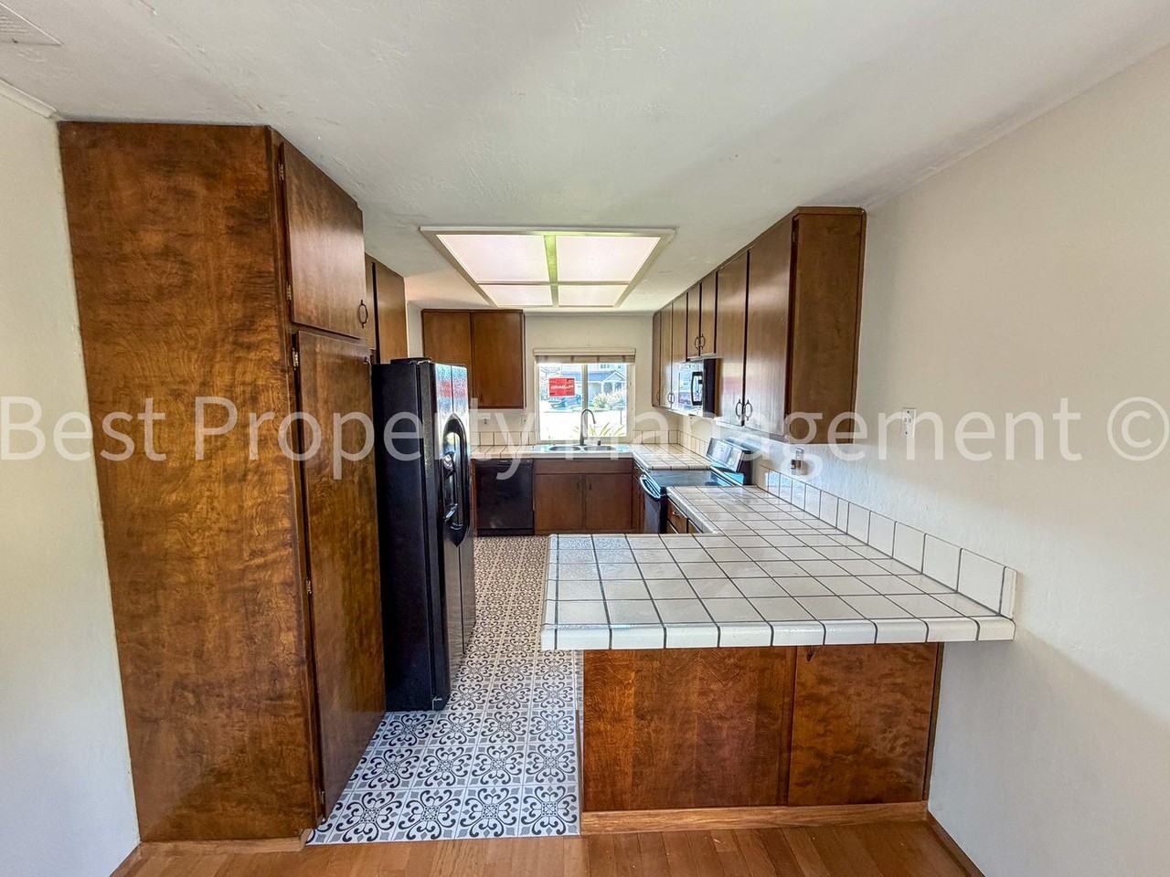 38840 Godfrey Pl - Photo 4 of 31