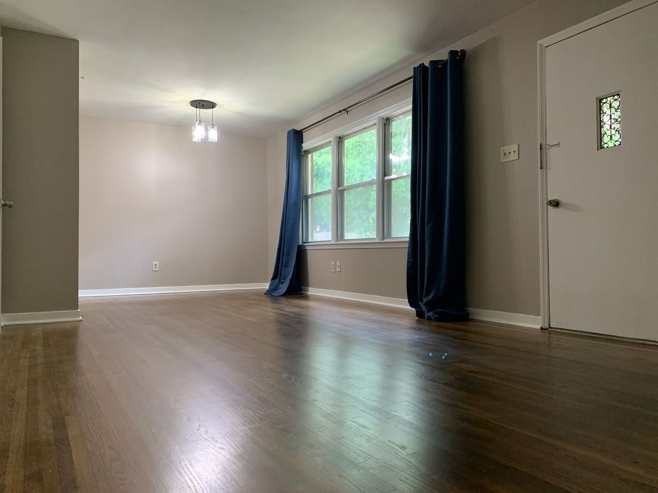 5137 Whiteway Dr - Photo 2 of 8