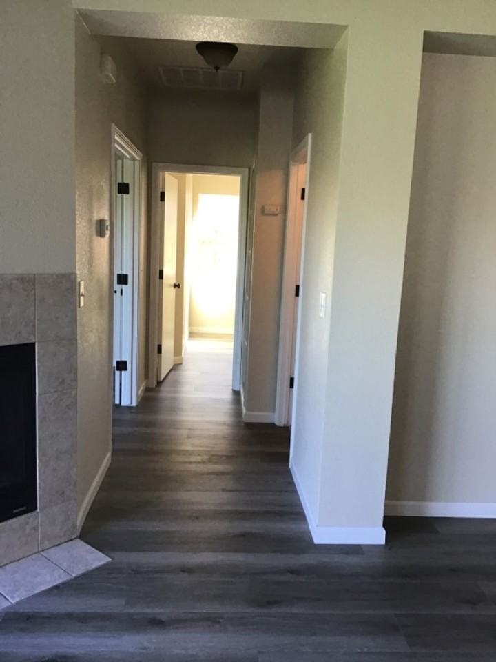 1963 Bonavista Way - Photo 4 of 8