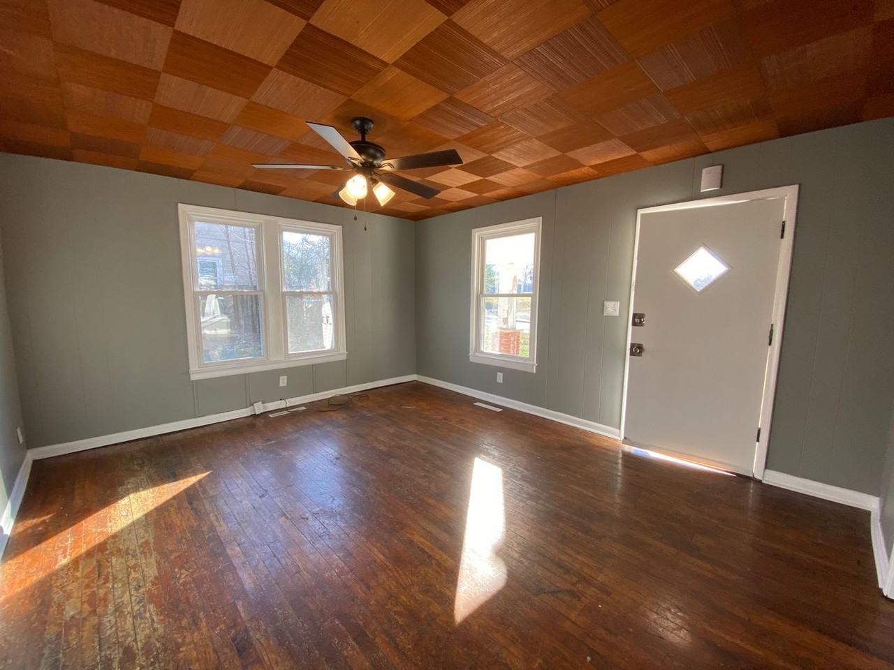 1203 W State St - Photo 3 of 16