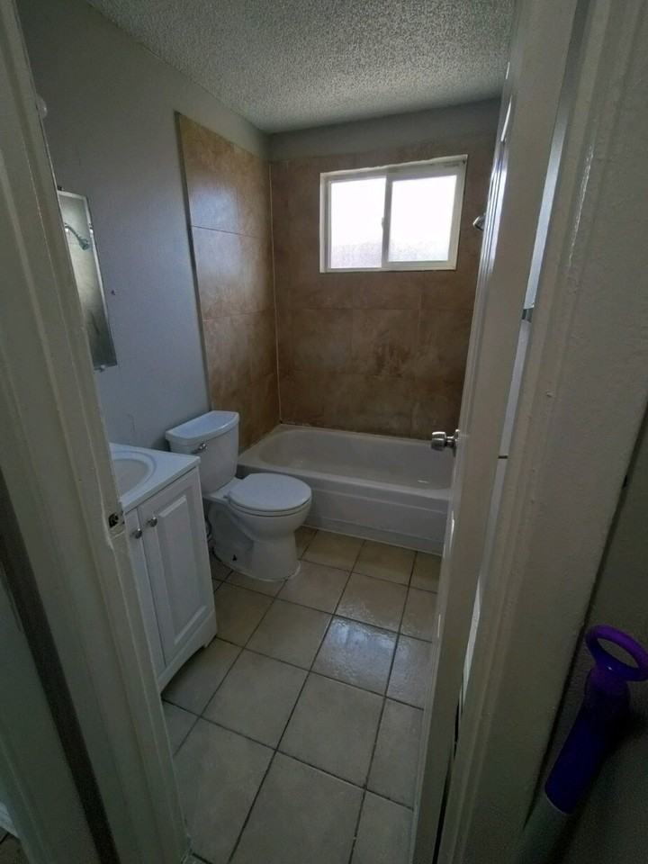 1345 Yosemite Street - Photo 4 of 5