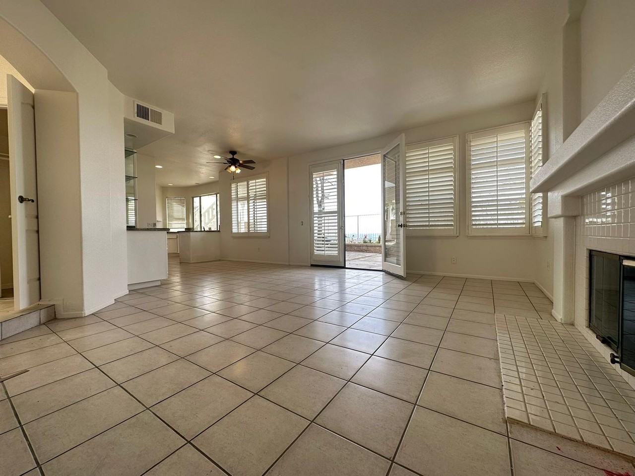 5 Monserrat Pl - Photo 3 of 17