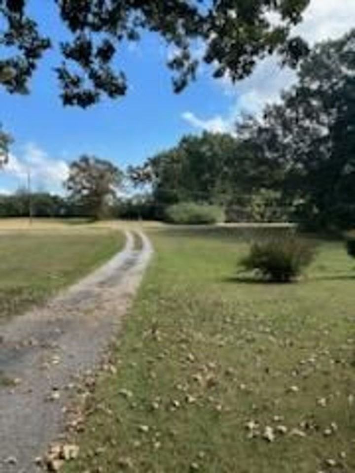 450 Old Highway 46 S - Photo 5 of 43