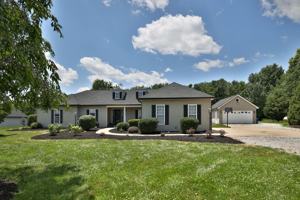 featured image of 151 N Meadow Ridge Trl