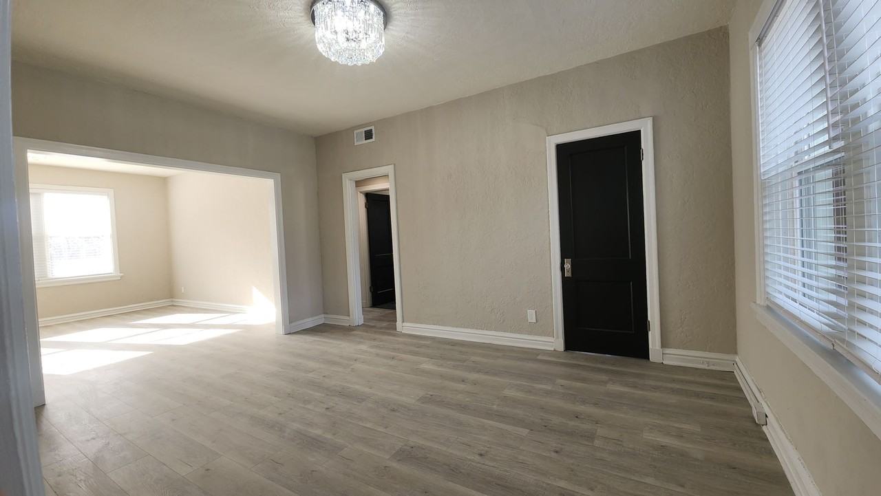 7507 Oxford Dr. - Photo 7 of 16