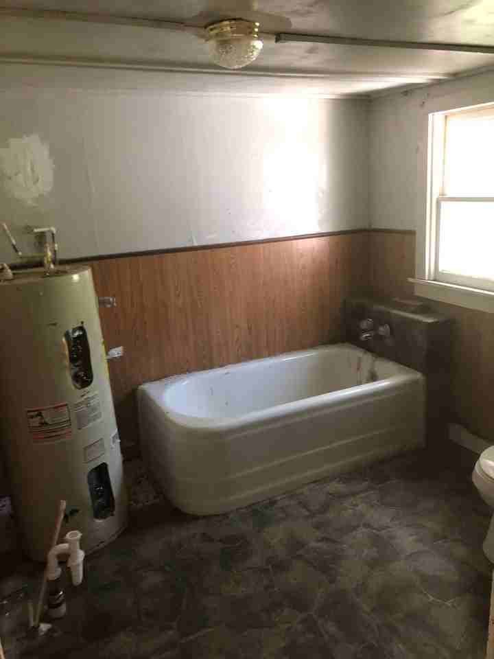 327 Merle St - Photo 4 of 9