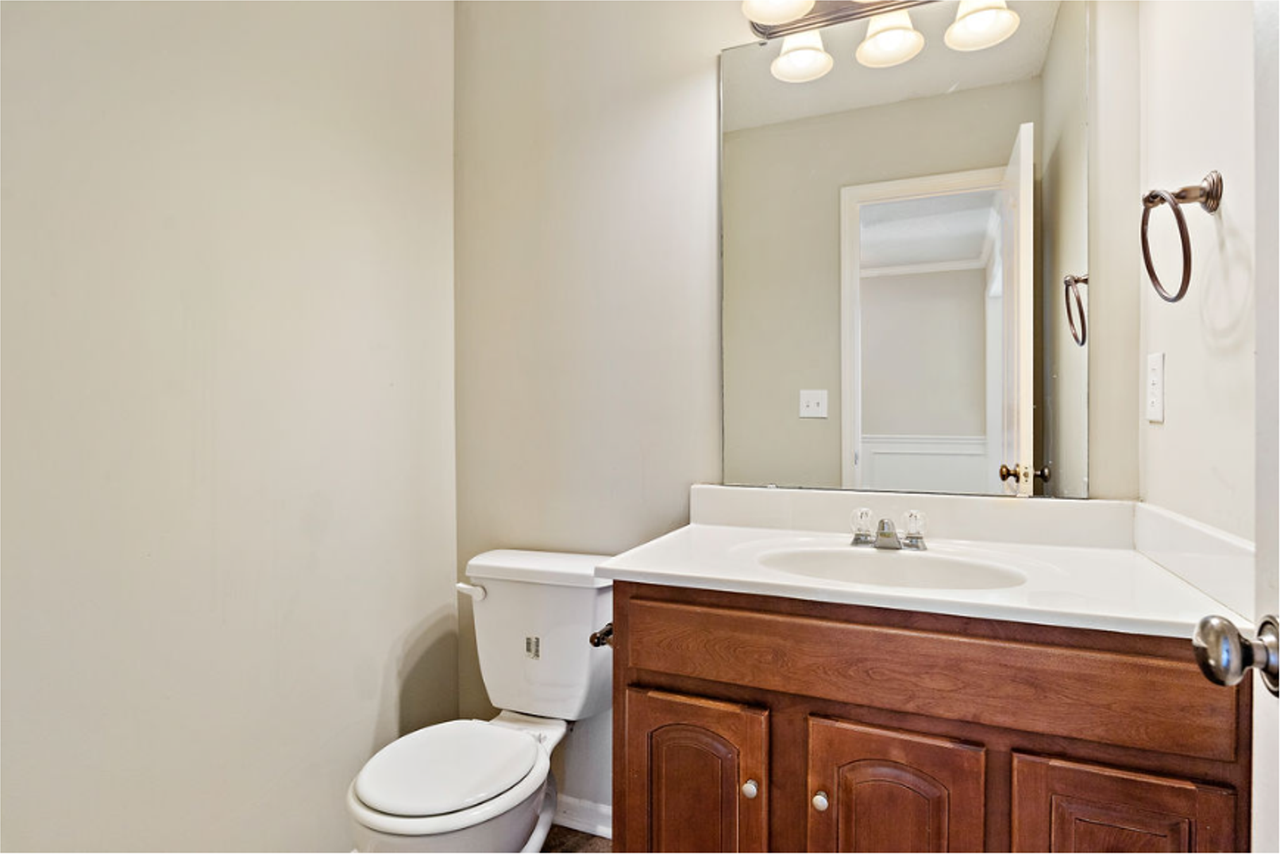 4324 N 106th Ter - Photo 4 of 31