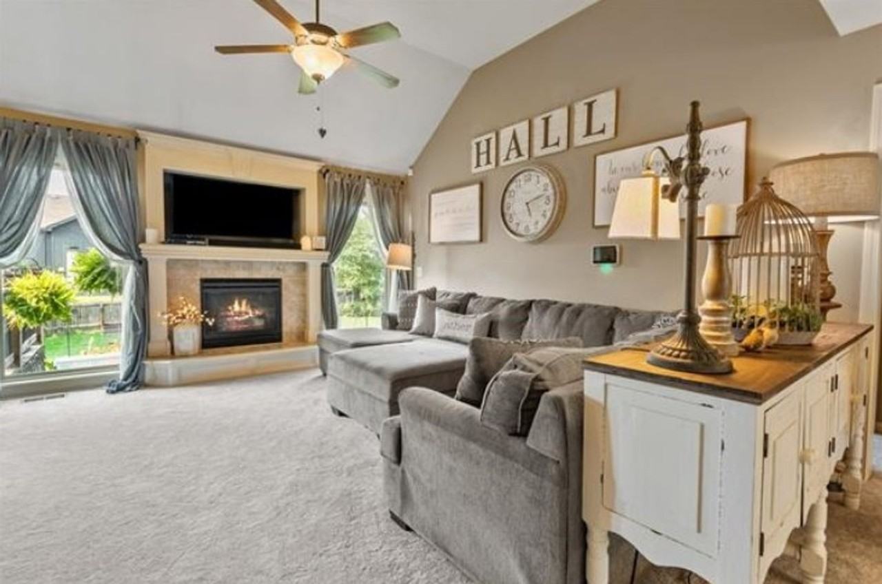 8808 Ne 116th Pl - Photo 2 of 21