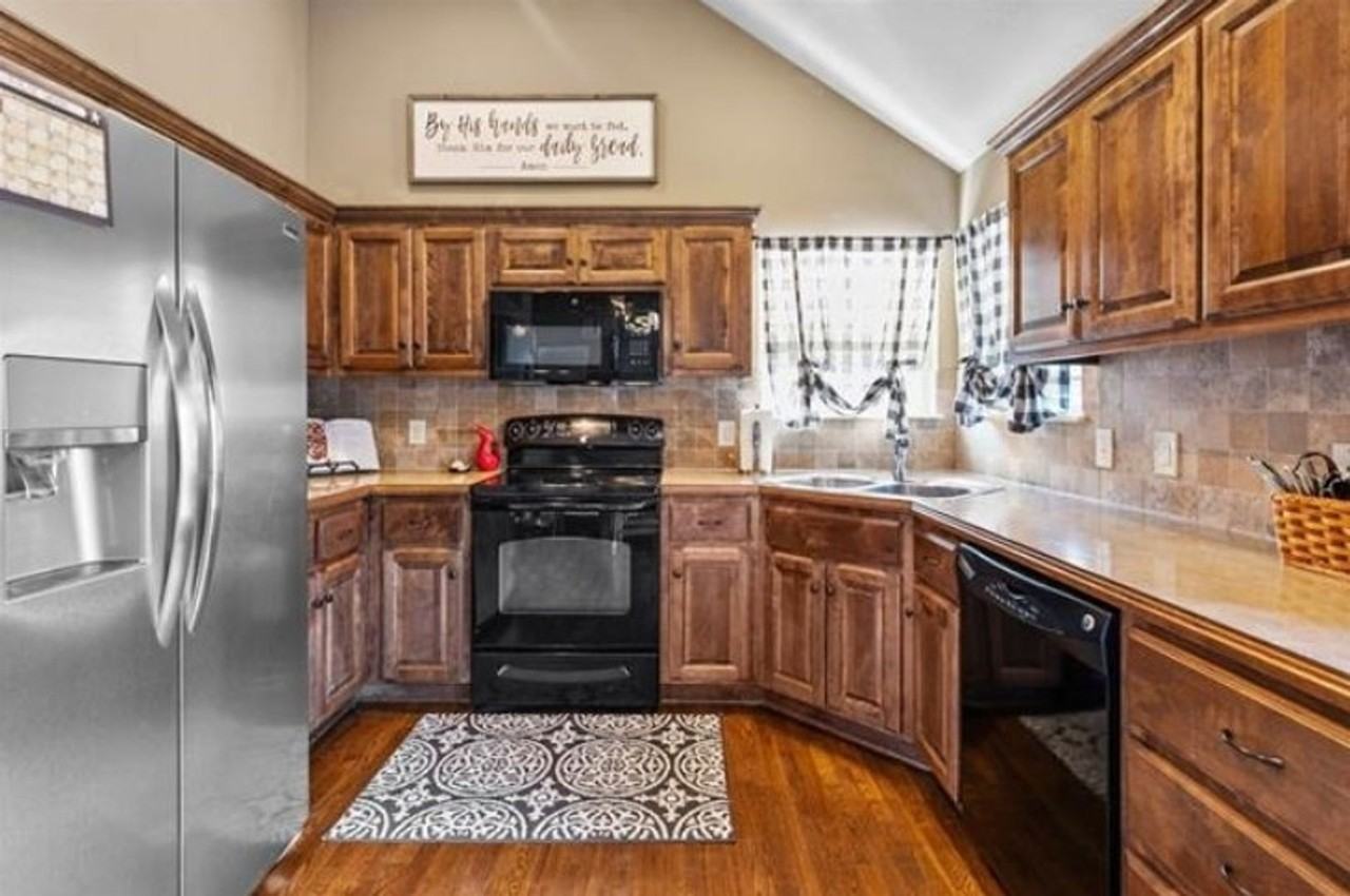 8808 Ne 116th Pl - Photo 5 of 21