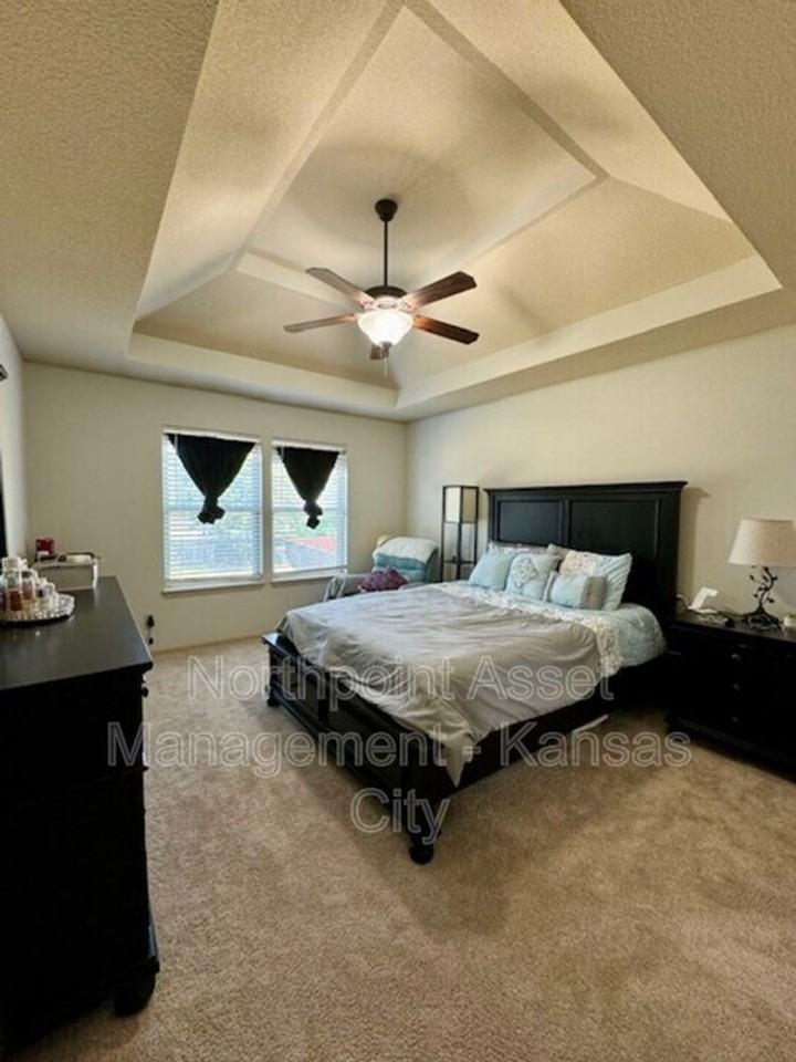 8808 Ne 116th Pl - Photo 7 of 21