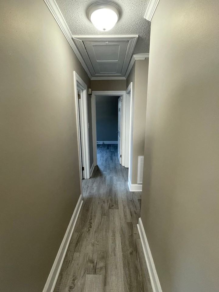 613 Caldwell Ave Ne - Photo 7 of 16