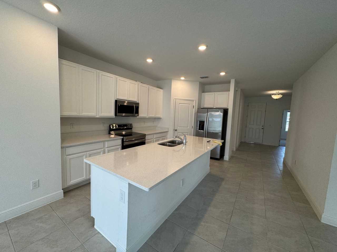 1537 Meadowlark Dr - Photo 4 of 32