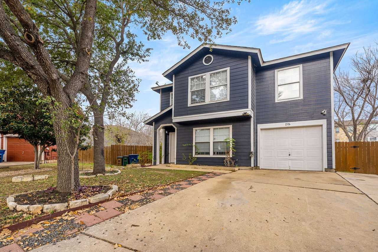 1516 Geoffs Dr - Photo 2 of 18