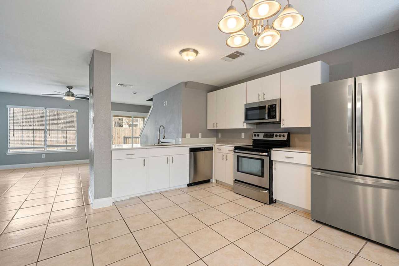 1516 Geoffs Dr - Photo 6 of 18