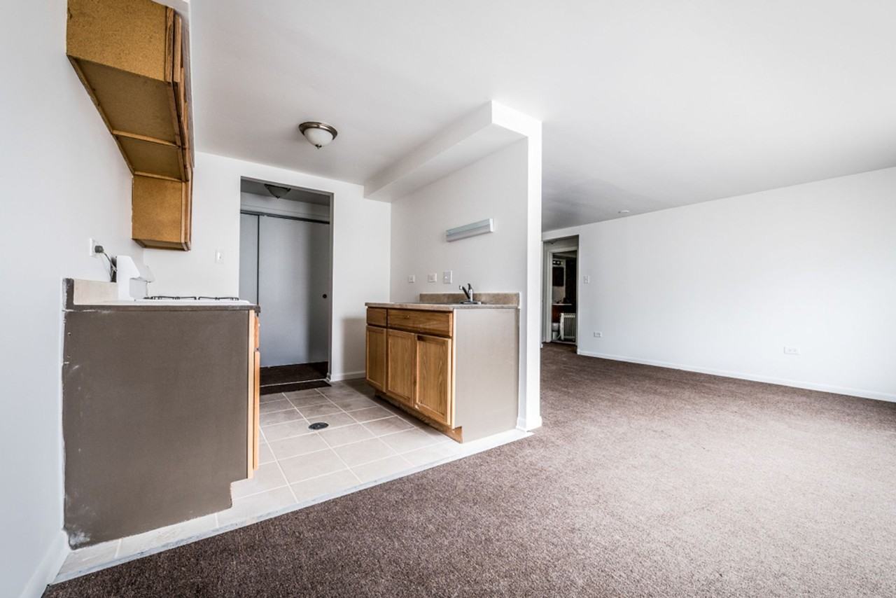 410 E 107th - Photo 4 of 21