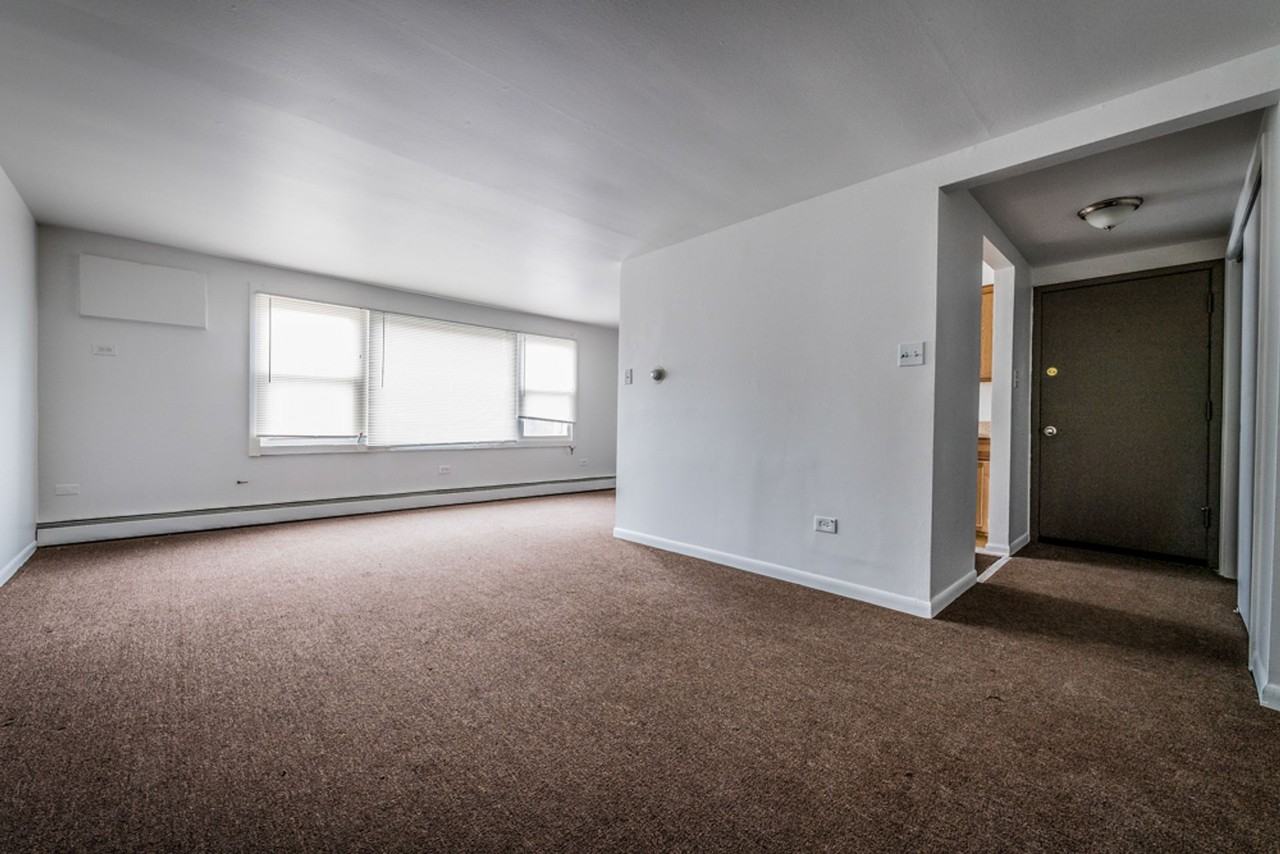 410 E 107th - Photo 6 of 21