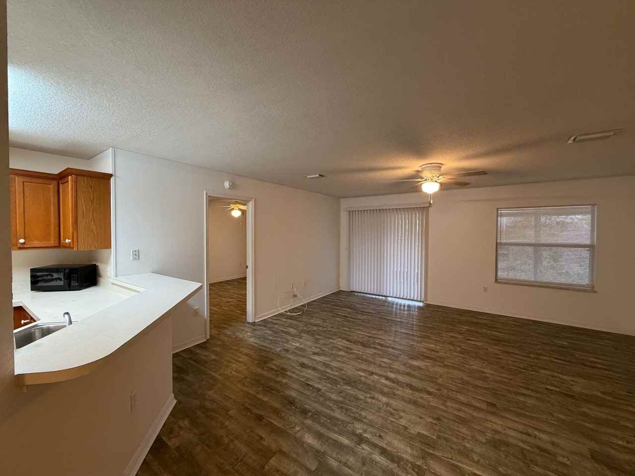 10045 Sw 188th Cir - Photo 4 of 25