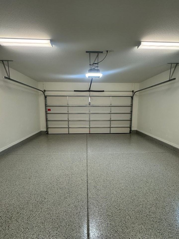 26421 N 22nd Ave - Photo 2 of 38