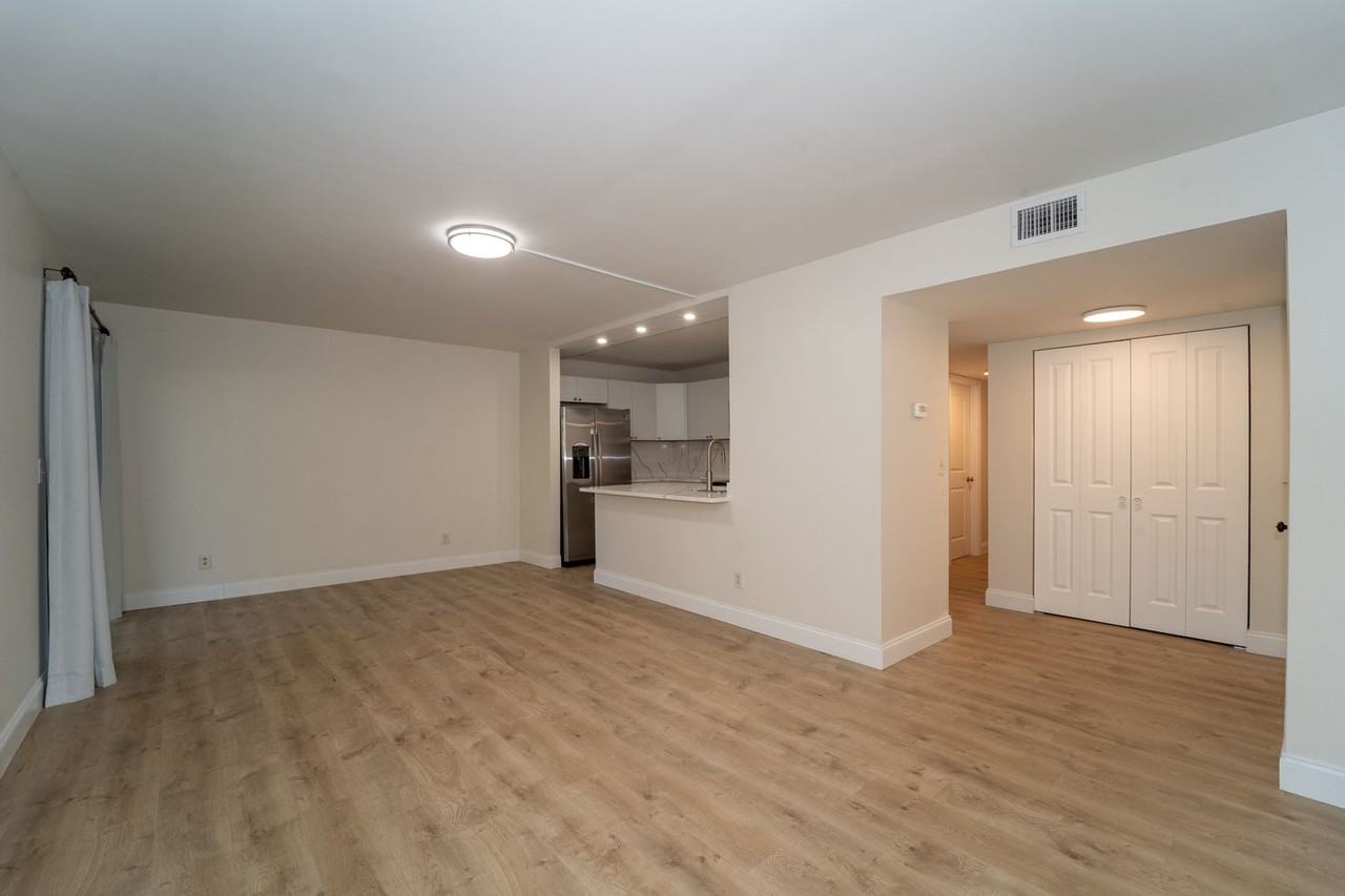 21 Cristina Ct - Photo 3 of 30