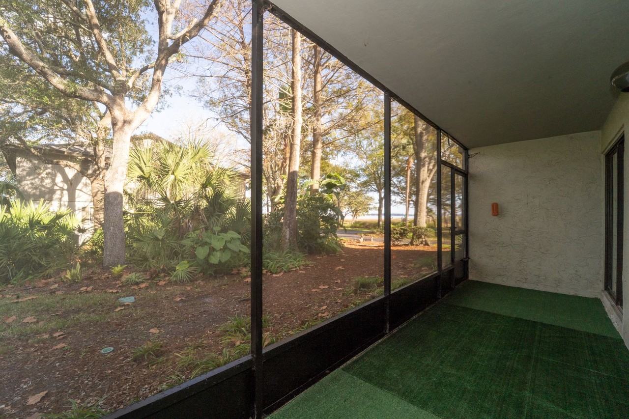 21 Cristina Ct - Photo 2 of 30