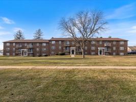 featured image of 2603 Elroy Rd