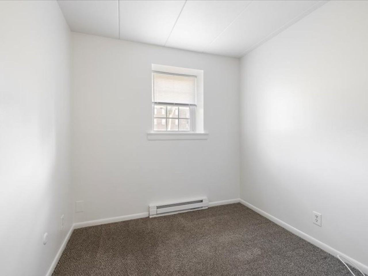 Peachgate - Photo 4 of 11