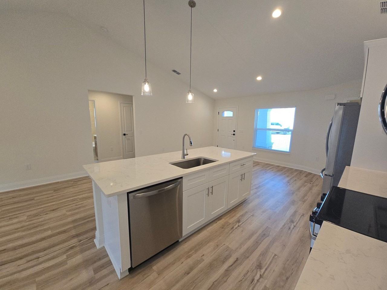 803 Allison Pl - Photo 7 of 20