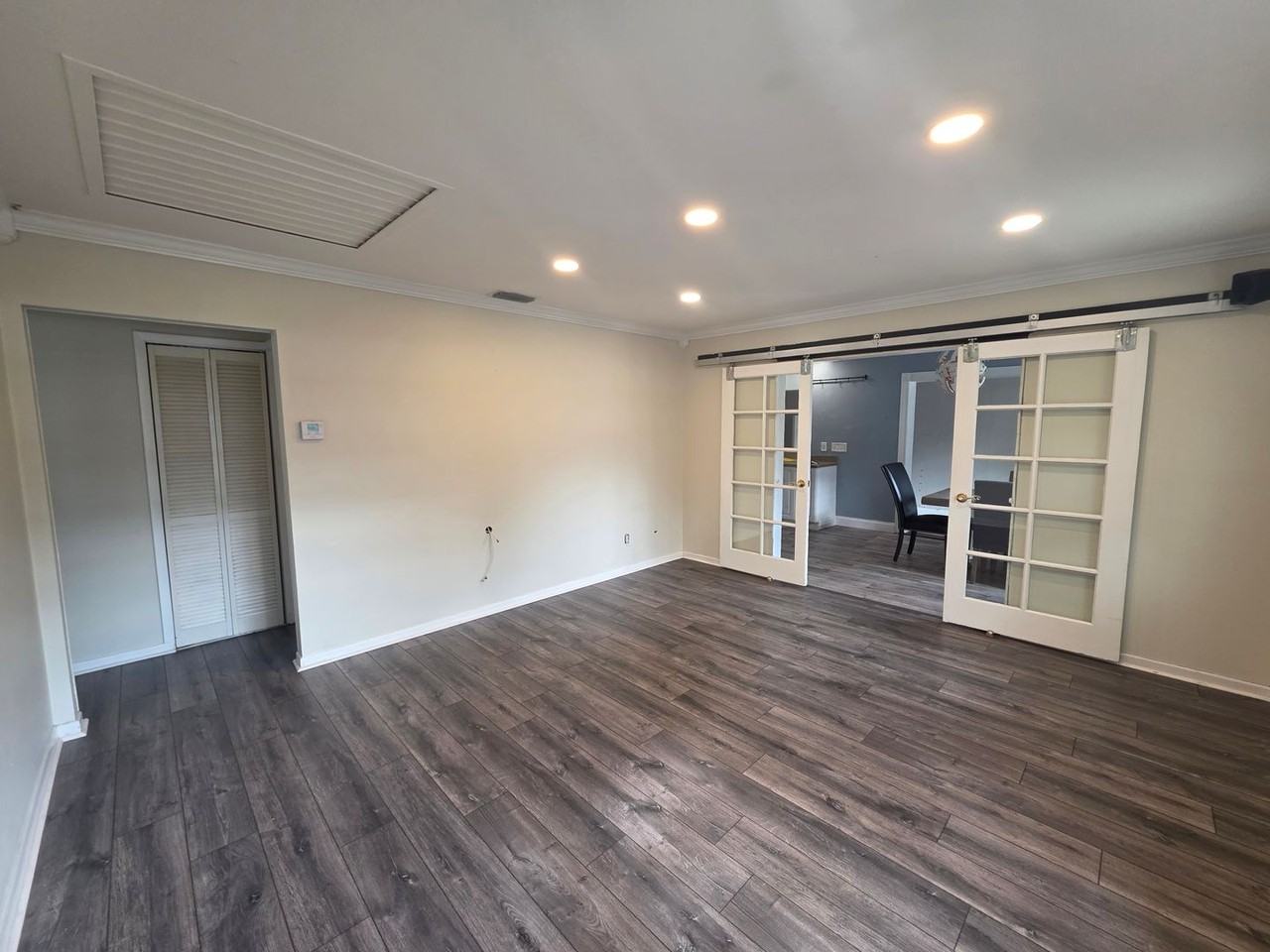 463 Se 71st St - Photo 2 of 32