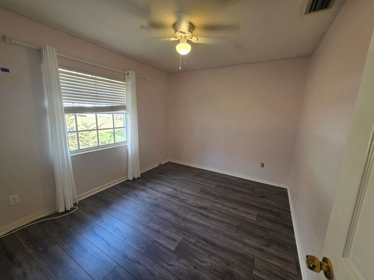 463 Se 71st St - Photo 4 of 32