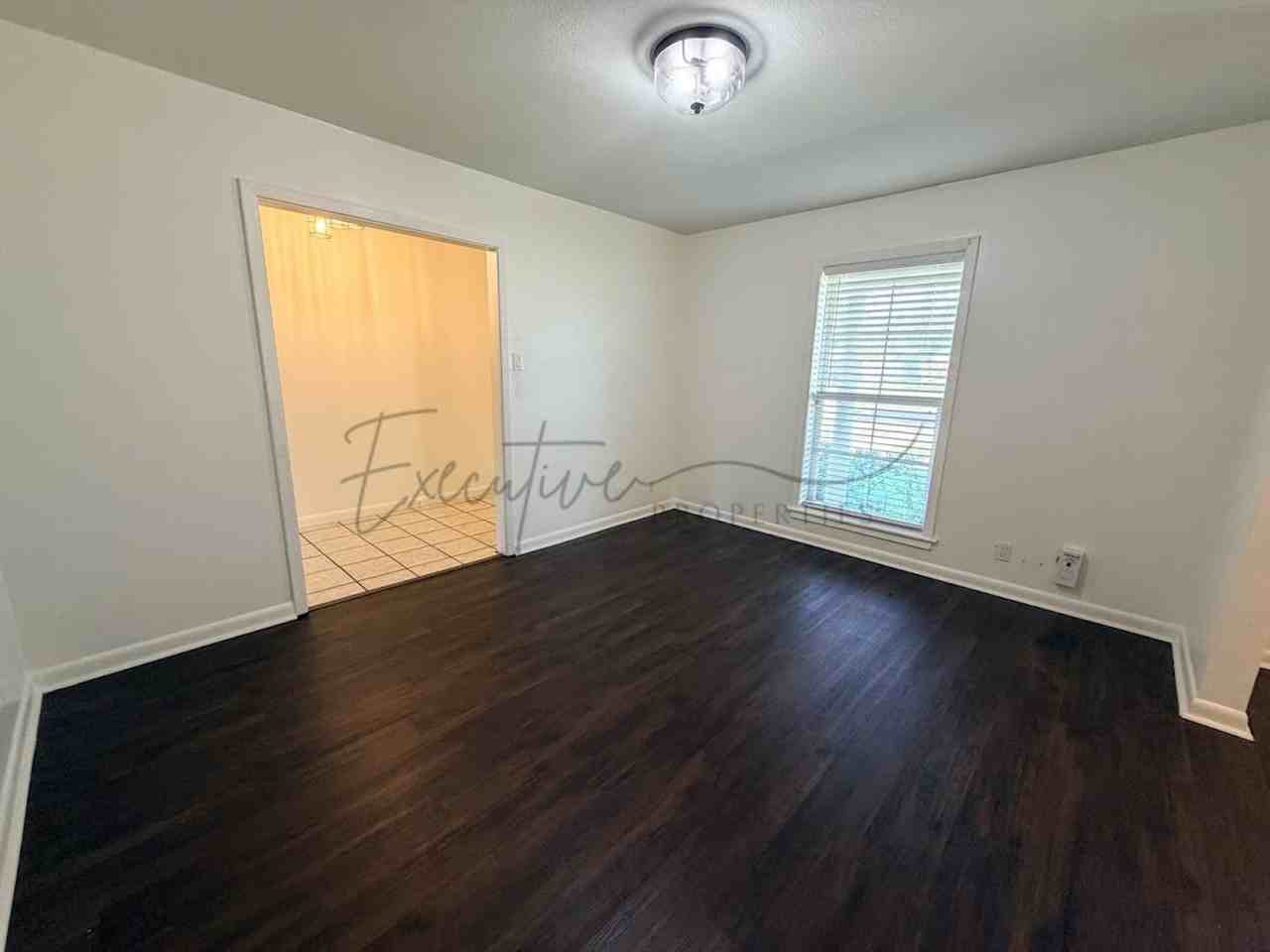 2342 13th St - Photo 7 of 24