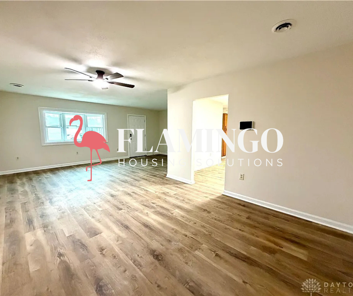 607 Kirkwood Dr - Photo 3 of 18